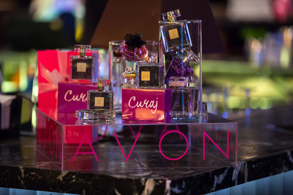 AVON lansează prima gamă de produse dedicată frumuseții interioare