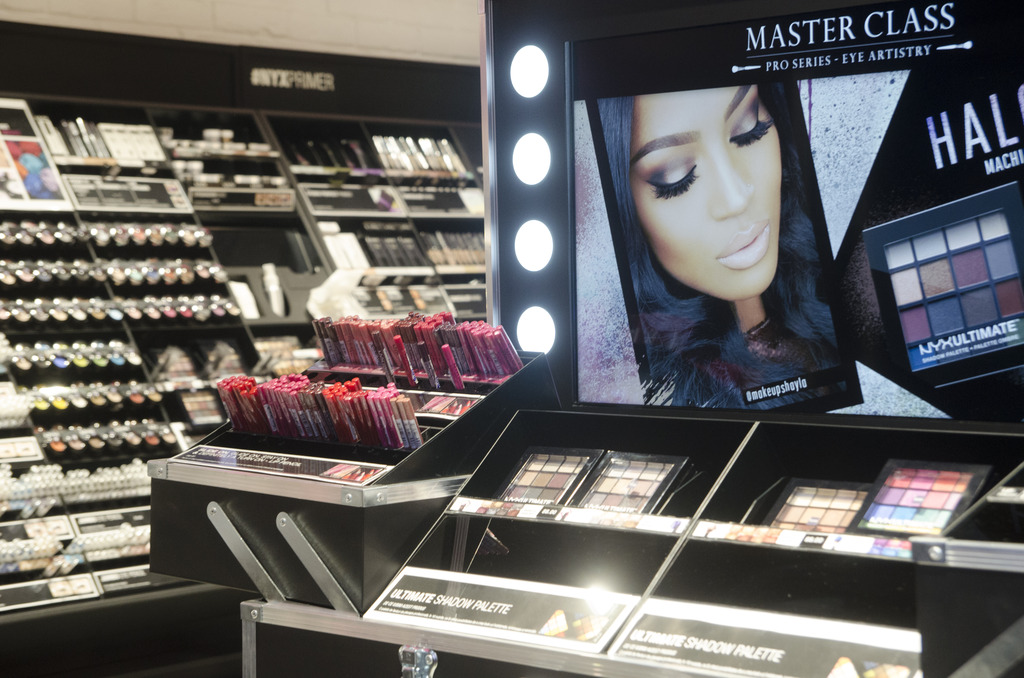 Beauty News: NYX Professional Makeup, primul magazin în Bucureşti
